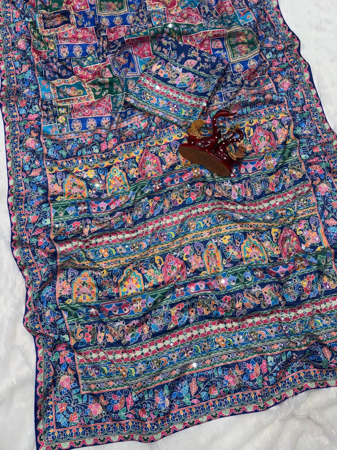New Soft Chinnon With Beautiful Print Saree