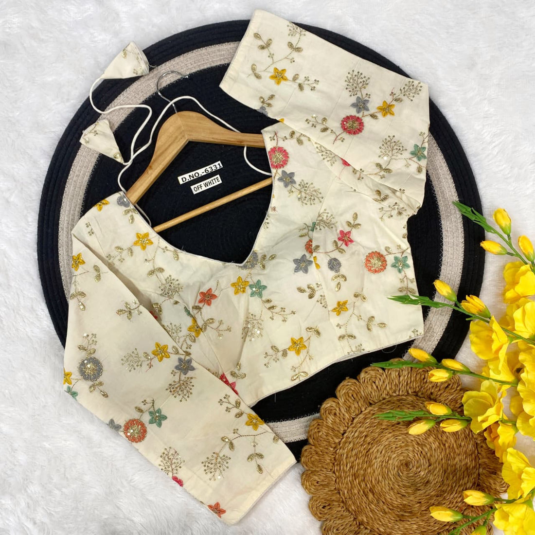 Floral-patterned  white sleeves blouse